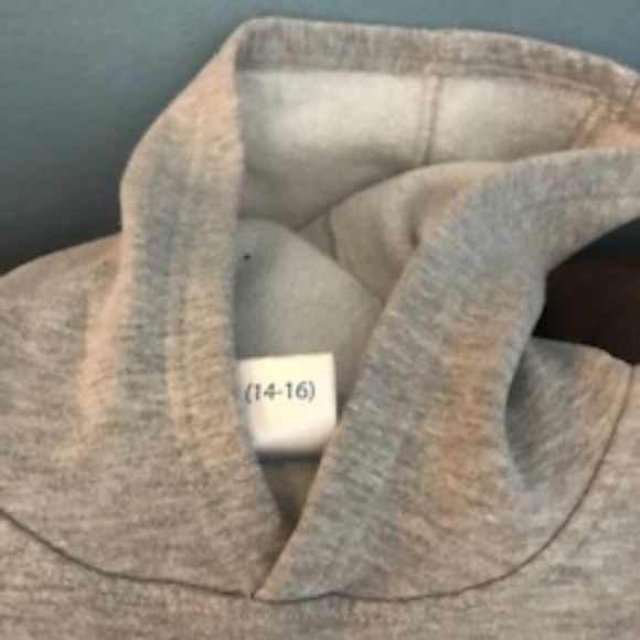 Reebok hoody - Picture 2 of 2